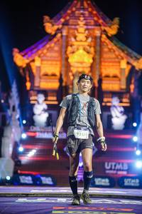 BIB: 9353
                            <button type="button" onclick="openModal(22647142)" class="btn btn-primary btn-sm float-right btn-popup" data-toggle="modal" data-target=".modal-high-quality">
                        <i class="fas fa-shopping-cart"></i> Add to Cart
                    </button>
                                            <button type="button" onclick="isThisMe(22647142, true)" class="btn btn-success btn-sm float-right btn-popup btn-isme hidden" data-toggle="tooltip" data-placement="bottom" title="นี่คือรูปของคุณใช่ไหม คลิกที่นี่เพื่อเอาเข้าอัลบั้ม">
                        <i class="fas fa-plus"></i> Add to album
                    </button>
                    <button type="button" onclick="isThisMe(22647142, false)" class="btn btn-warning btn-sm float-right btn-popup btn-isnotme hidden">
                        <i class="fas fa-ban"></i> Remove from album
                    </button>